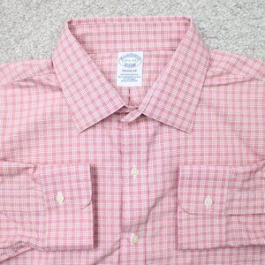 Brooks Brothers Shirt Mens 16 1/2, 33 Red Regular Non-Iron Stretch Supima Cotton